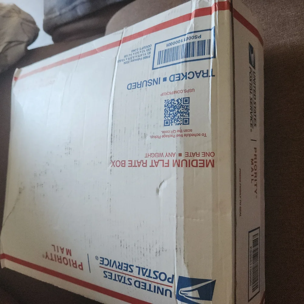USPS Medium Flat Rate Box